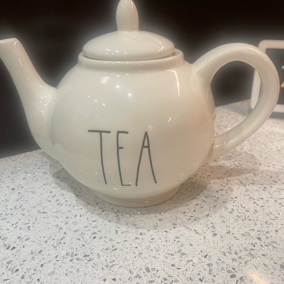 Rae Dunn tea pot - Picture 2 of 2